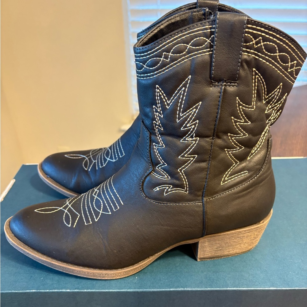 Women's Pistol Cowboy/ Western Boots